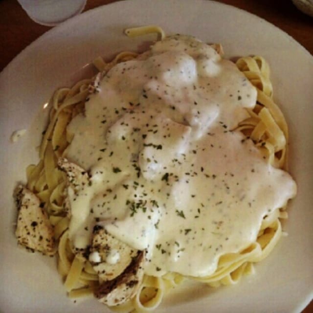 Fettuccine Alfredo (A La Carte).
