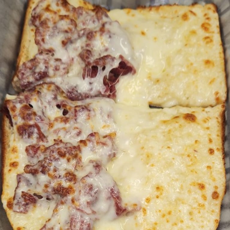 Pastrami Sandwich Delight