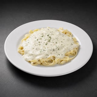 Fettuccine Alfredo (Family Feast)
