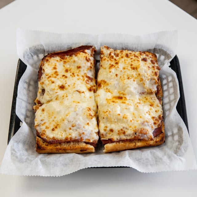 Reuben Sandwich (8").