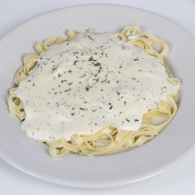 Fettuccine Alfredo (Dinner).